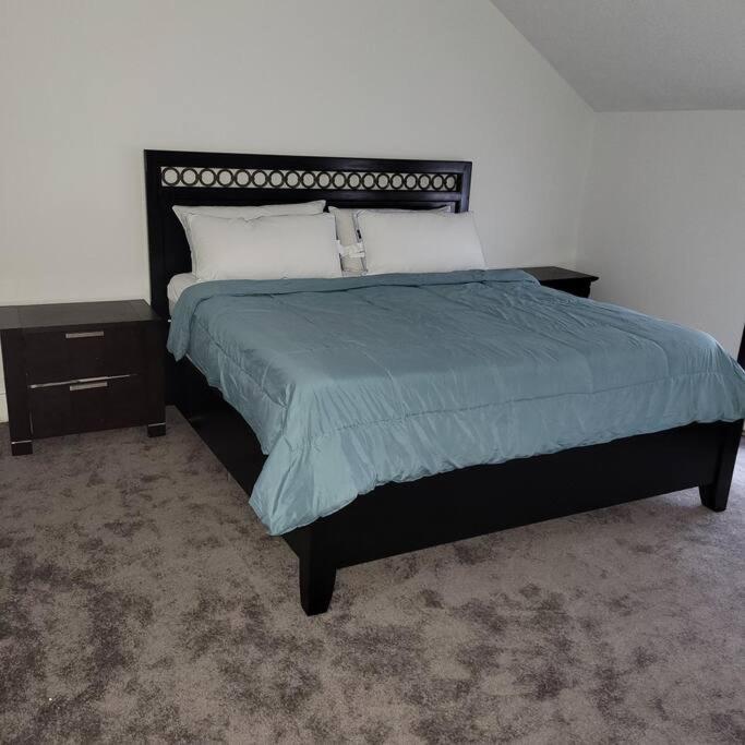 Entire House - 4 Bedroom-enfield * Enfield